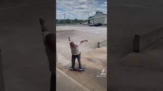 the streets in Fredericksburg Texas skateboarding SkatePark Skate SkateLife skateboarders [upl. by Daryn]