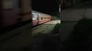 Shalimar ltt kurla express train shalimarexpress indianrailways railway travel wap9 wap7 [upl. by Bashemath895]