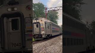 NJT 6431 passing MaplewoodNJ with a nice horn show [upl. by Daub]