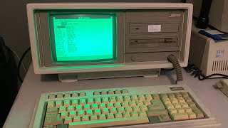 Compaq Portable II Startup With Working Miniscribe 8425 [upl. by Geralda]