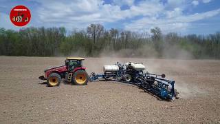 Planting Corn near Hannibal Missouri  May 2018 [upl. by Audrie]