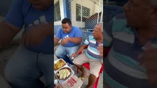 Edier El Gitano y el Papá universal Come yuca te vas a comer todo el arroz 🍚 😂🤣😂 [upl. by Vernita]