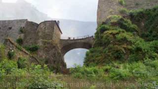 Le château de Bouillon en Belgique [upl. by Suiradel]