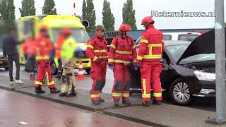 Vrachtwagen botst op file Groningen [upl. by Ennazor326]