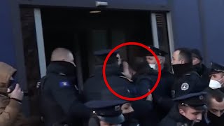 Momenti ku Dardan Molliqaj godet me shuplakë Policin [upl. by Alaj]