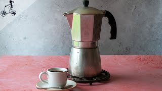 How Italian Use The Moka Pot Espresso Bialetti [upl. by Haran]