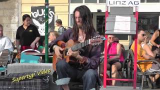 Linz Pflasterspektakel 2013 Estas Tonne Pt3 [upl. by Fortunio683]