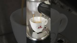 Delonghi Dedica EC685 espresso [upl. by Kostman861]