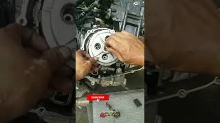 Wajib Tahu‼️ cara memasang kopling yamaha R25 ternyata seperti ini shortvideo shorts tutorial [upl. by Robers]