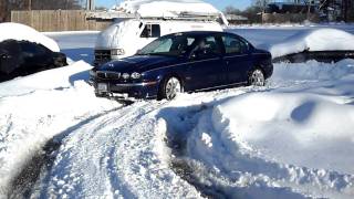 JAGUAR X TYPE 30 V6 on snow [upl. by Adaline]