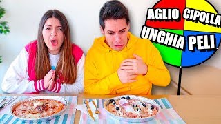 RUOTA MISTERIOSA DELLA PIZZA CHALLENGE Disgustosa [upl. by Anadal84]