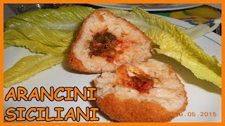 Arancini siciliani al ragù  Le Ricette di Zio Roberto [upl. by Ttebroc525]