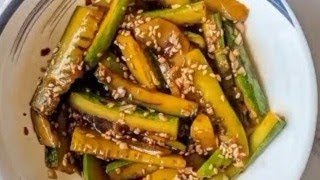 Smashed Cucumber Salad Recipe 🥗  FOODIE  Feel The Taste  shorts cucumber salad easy recipe [upl. by Eiznik]