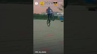 Old vs new cycle whellie 🦧 shortsvideo cyclestunt [upl. by Yesnik394]