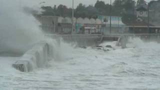 Nantasket Beach Waves Hull Mass ma 02045 10 16 2009 [upl. by Baron]