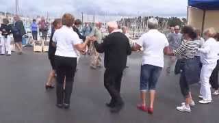 20140814 La Trinité sur mer An dro dElven par Trouz ar mor [upl. by Eedya468]