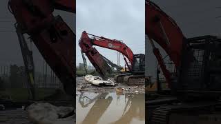 Folding up steel like a tin can Clearview Demolitions shear cutting and folding up a steel tank [upl. by Devona55]