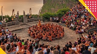 VIDEO FULL TARI KECAK DI ULUWATU BALI DARI AWAL PENAMPILAN SAMPAI AKHIR  Uluwatu Iindonesia [upl. by Lucienne]