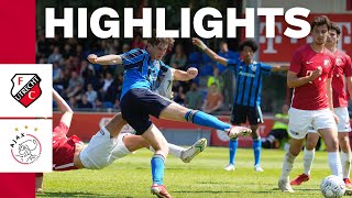 KNOTSGEKKE BEKERFINALE 🥵  Highlights FC Utrecht O17  Ajax O17  Bekerfinale [upl. by Yardley]