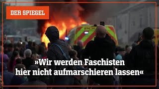 Proteste gegen rechte Randalierer in Großbritannien  DER SPIEGEL [upl. by Marnie]