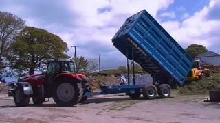 JCB 434 Push In Silage 2013 CoCork [upl. by Dlanor]