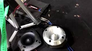 Super Tweeter JBL ST400 vs ST200 [upl. by Bivins642]