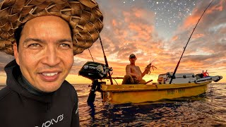 Hawaii Night Fishing and Grabbing Fat Lobsters [upl. by Turnbull]