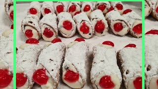 Cannoli siciliani fatta con ricotta italian dessert ricetta pastisceria [upl. by Ellga832]