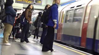 London  Holborn Station  Platform [upl. by Aryc]