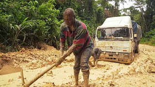 Guinea Conakry Life on the Edge  Deadliest Journeys [upl. by Glimp]