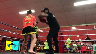 Nieky Holzkens son Geraldo pads training with Days Gym TeamHolzken [upl. by Julie]